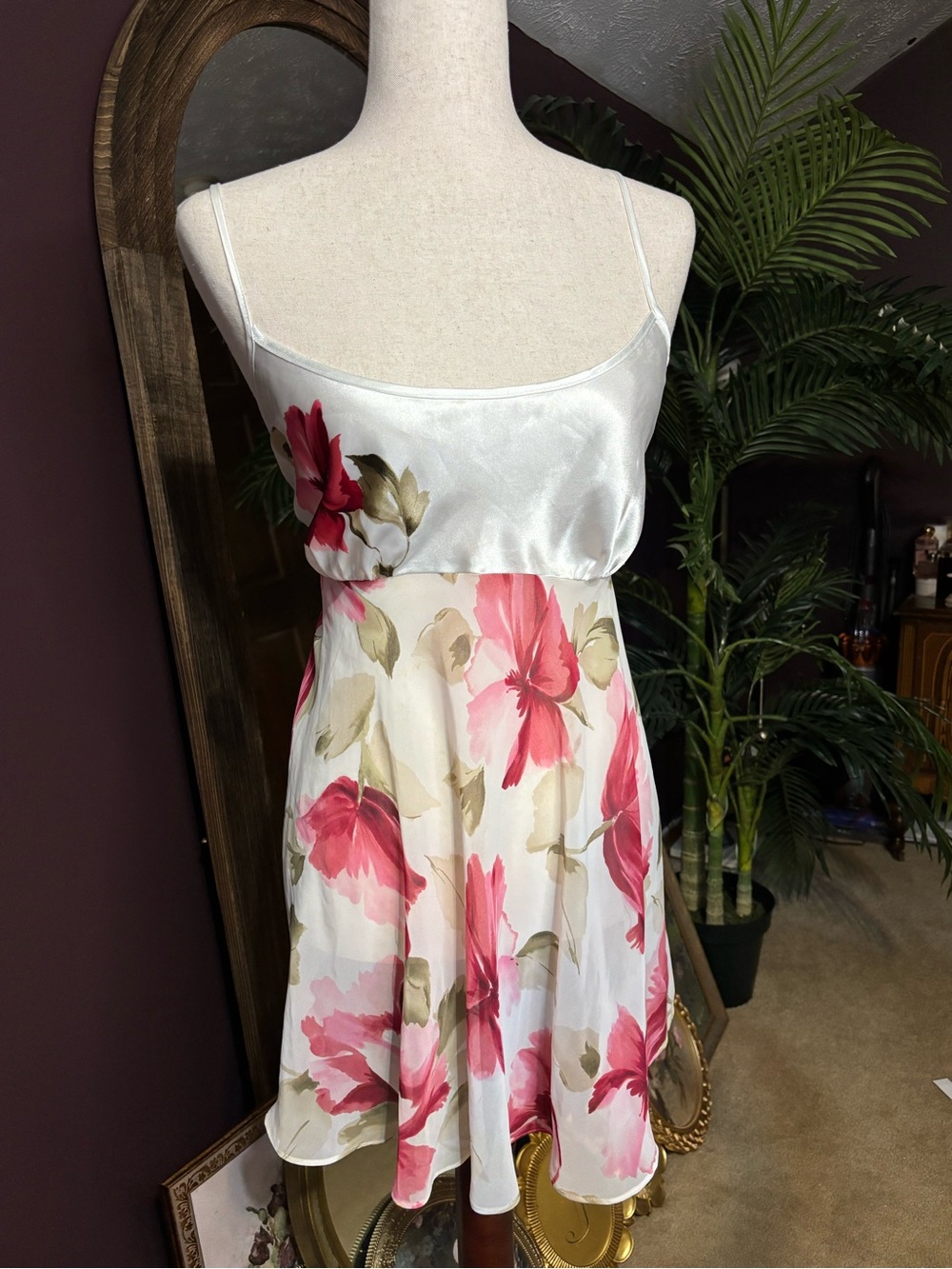 🌸 Vintage Y2K California Dynasty Floral Satin Babydoll Slip Dress
